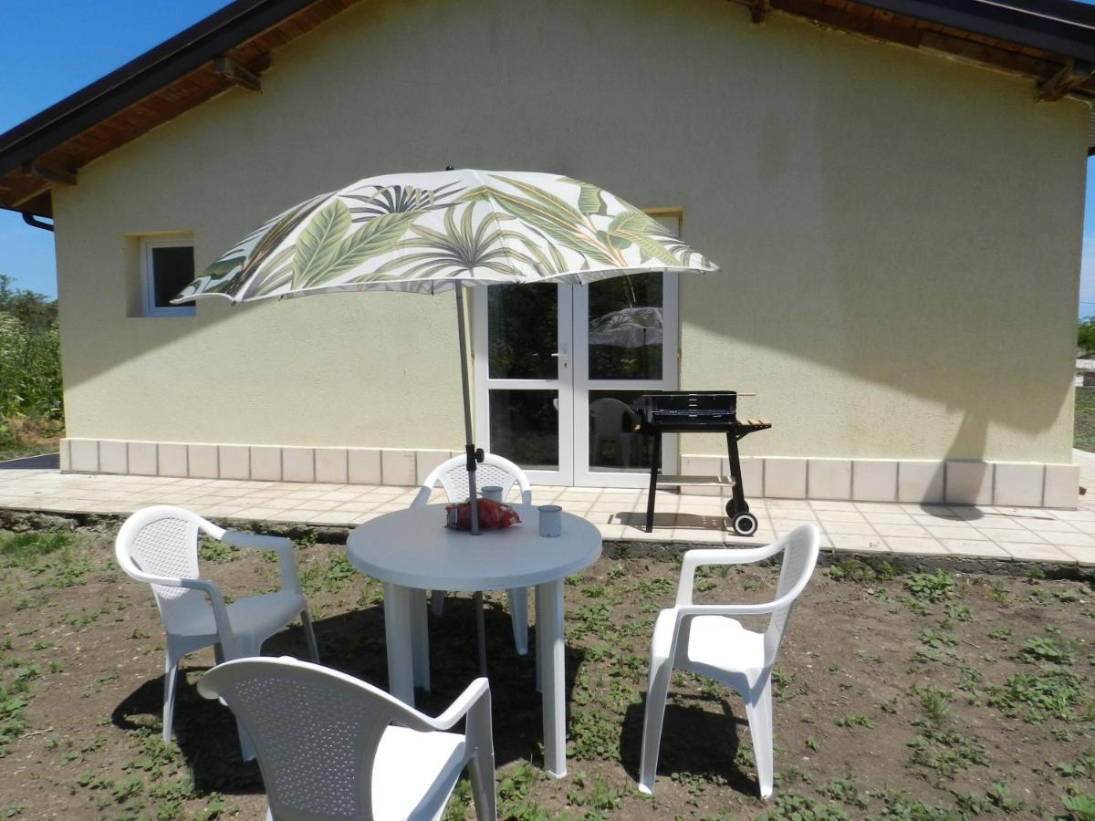 Villa Campo Ezerets Exterior foto